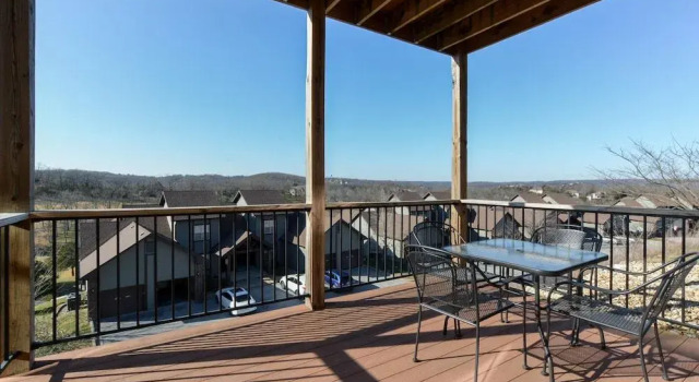 The Plush, Prenota Hotel Reeds Spring Missouri