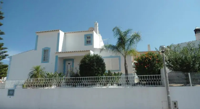 Alamos House