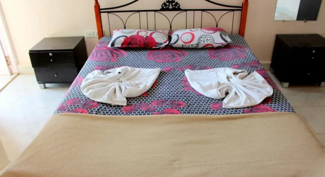 Calangute Beauty 2bhk Apartment, Varaa Huoneisto Candolim Pohjois-Goa