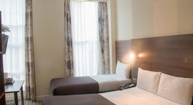 Rennie Mackintosh Art School Hotel, Забронировать Отель Отели Glasgow & The Clyde Valley с завтраком, Завтраки