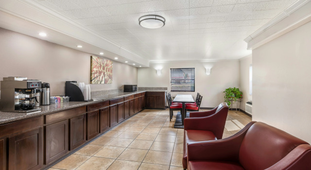 Red Roof Inn North Dallas - Park Central