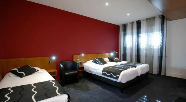 Трёхместный номер Standard Hotel Au Nid De Cigognes