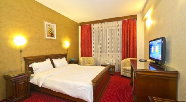 Hotel Bavaria, Prenota Hotel Hotel tutto incluso a Dolj, All Inclusive
