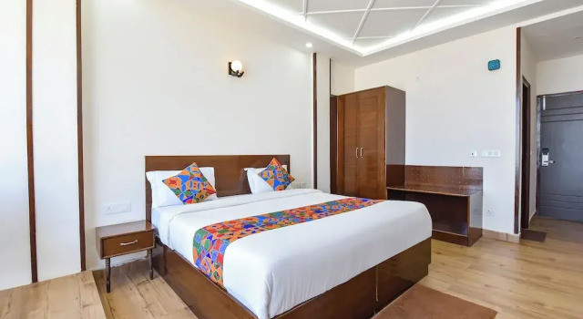 Номер Deluxe Fabhotel Burans Residency