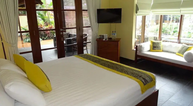 Camera Deluxe Bale Solah Lombok Holiday Resort