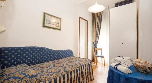 Hotel Rivamare, Забронировать Отель Каорле Линьяно-Ривьера