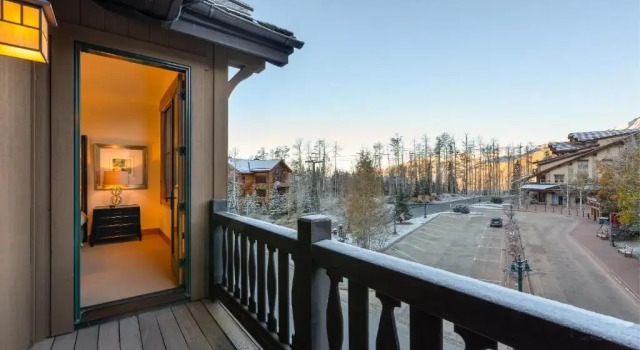 Коттедж с 3 комнатами Belvedere Park 4 by Avantstay Cozy Haven w/ Quick & Easy Access To The Slopes & Town!