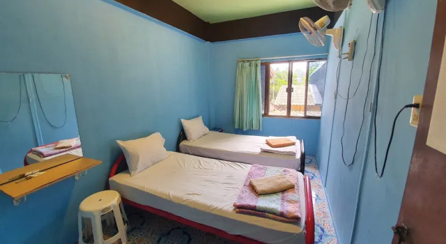 Good Dream Guesthouse - Hostel, Забронировать Хостел Отели Южного Таиланда с парковкой, Парковка