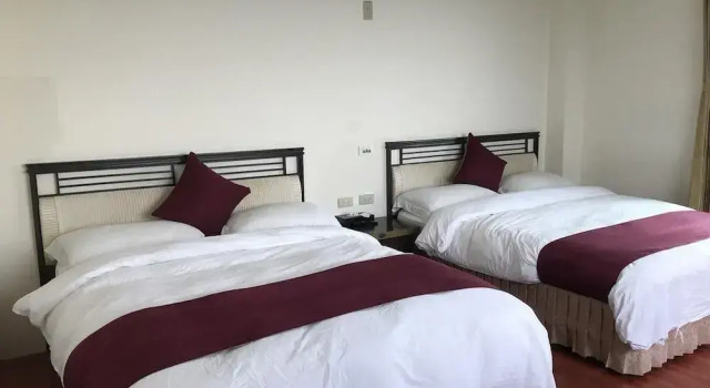 Четырёхместный номер Standard с видом на горы Zhu Yuan Homestay