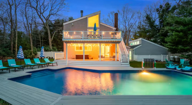 PinkWood PlayHouse, Buchen Sie Villa Northwest Harbor USA
