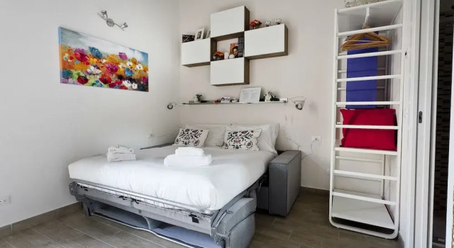 Italianway   - Frisi, Book Hotel Milan Lombardy