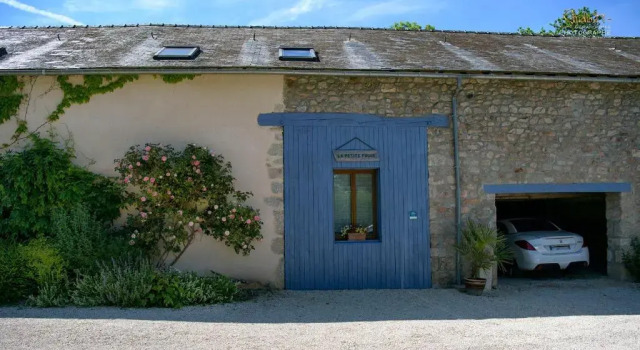 Maison de 2 chambres avec jardin amenage et wifi a Alligny en Morvan, Rezervovat Hotel Hotely v Morvan s parkováním, Parkování
