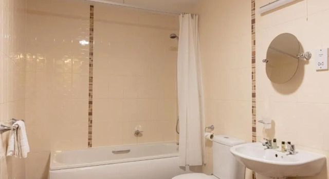 Трёхместный номер Standard The New Inn by Roomsbooked
