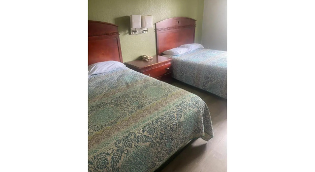 Coldwater Inn & Suites near I 69, 预订 迷你酒店 科尔德沃特 密歇根州