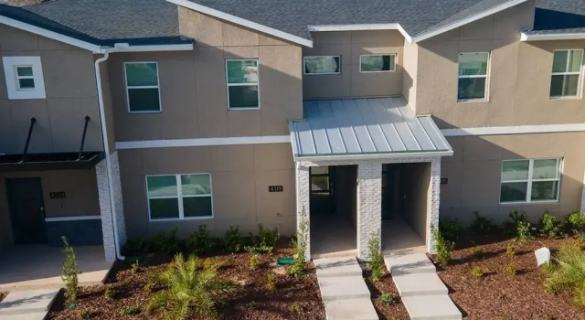 TH 4Br Walking Distance to Club, Rezerwuj Apartament Kissimmee Kissimmee