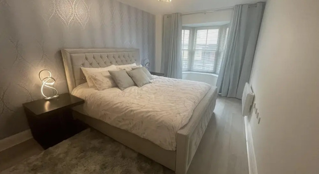 Lovely 1-bed Apartment in Town Centre Colchester, Забронировать Апартаменты/квартира Отели Колчестера с парковкой, рядом с Ратуша Колчестера, Парковка