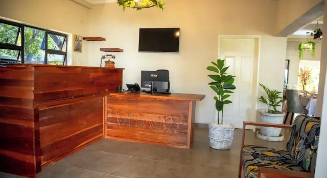 Kasambabezi Lodge, Book Hotel Victoria Falls Hwange