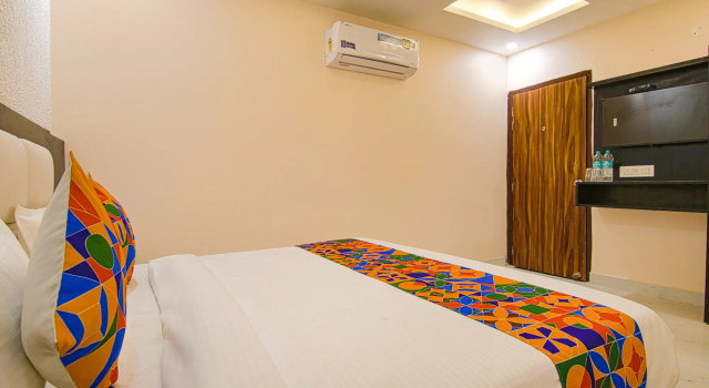 Fabhotel Palm Plaza, Забронировать Отель Зиракпур штат Харьяна