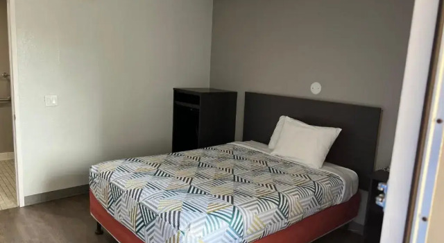 Четырёхместный номер Standard Motel 6-Arcata, CA Cal Poly Humboldt