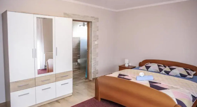 Номер Standard Hotel ZRINSKI
