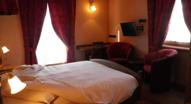 Двухместный номер Superior с балконом Hotel Pontiglia