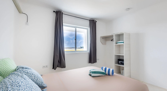 Jan Thiel's Hidden Gem! 2BR Apt W/ Pool & Free Parking