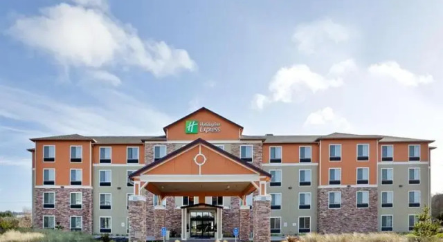 Студия Holiday Inn Express Newport by IHG
