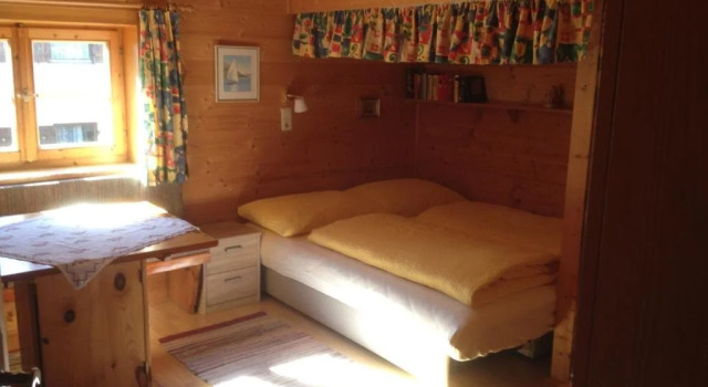 Ferienhaus Zirmheim, Забронировать Отель Отели Тироля с парковкой, Парковка