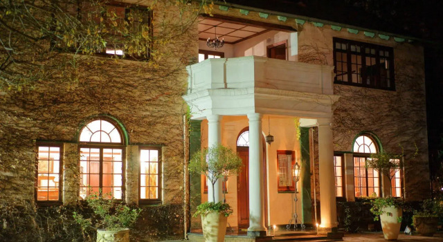 Foxwood House