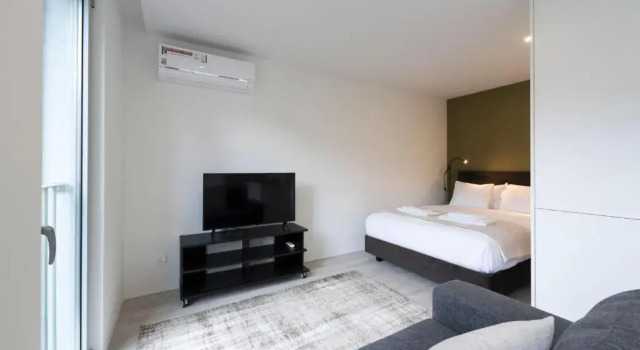 Студия LovelyStay - Modern Loft with Gym & Free Parking minutes away from CBD