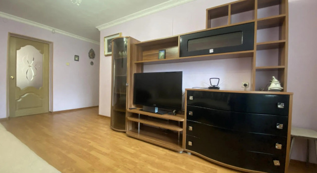 3 room Zhuravleva 110, Prenota Appartamento Čita 