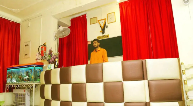 Hotel Holidei Inn, Book Hotel Billige hoteller i Jamshedpur