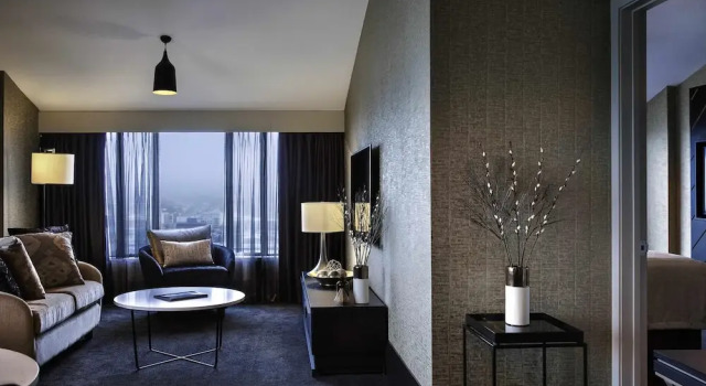 Люкс Mövenpick Hotel Wellington