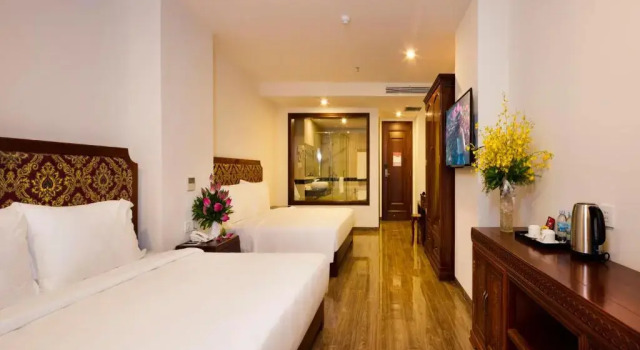 Семейный номер Standard с балконом Red Sun Nha Trang Hotel