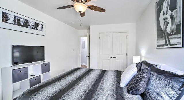 Claremore Getaway ~ 2 Mi to Historic District, Buchen Sie Ferienhaus Villen in Oklahoma, Villa