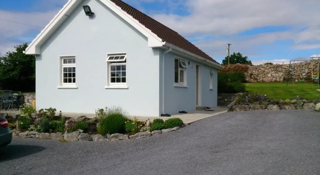 Villa Pio Luxury Apartment 3km From Historic Cong, Ashford Castle, Ashford Lodge, Prenota Appartamento Hotel a Connacht con parcheggio, Parcheggio