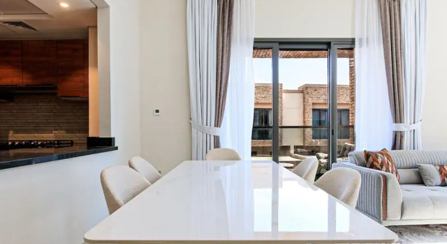 Bright Spacious 2BR with Maids