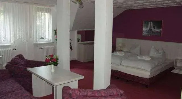 Hotel & Restaurant Märkische Schweiz, Buchen Sie Hotel Buckow Brandenburg