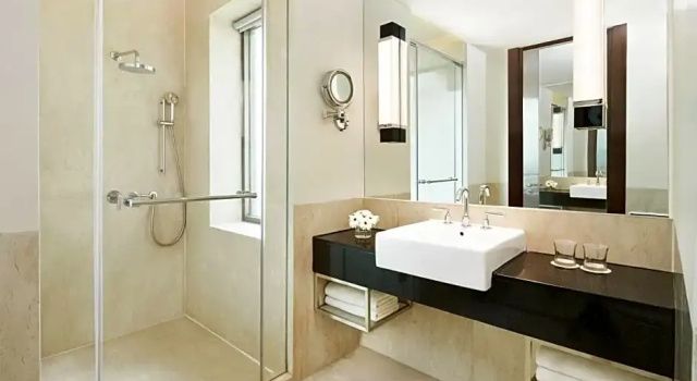 Двухместный номер Premier Courtyard by Marriott Bandung Dago