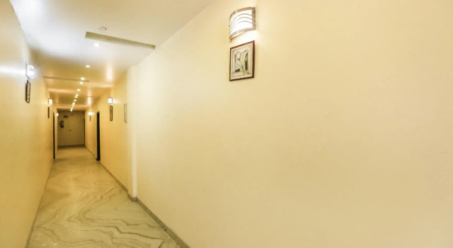 Collection O 65905 Hotel Grand Shoba Inn