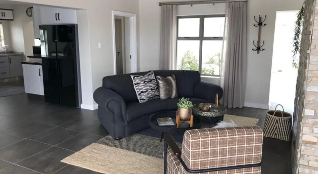 23 St Georges Way St Francis Links, Buchen Sie Ferienhaus Villen in Humansdorp, Villa
