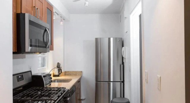 Коттедж Lovely 1 Bedroom New York Apartment