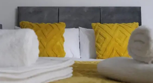Коттедж Modern House - 3 Bedrooms - 1 Bath - Mancity