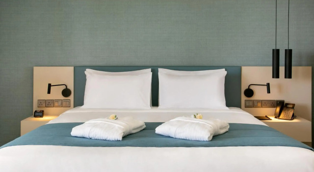 Mercure Larnaca Beach Resort