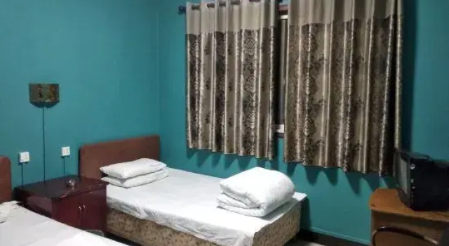 Xinjia Hotel, Rezervovat Hotel Jiaozuo Henan