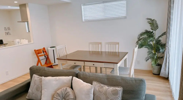 Коттедж с балконом Araha Beachway Inn