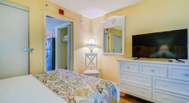 Oceanfront Resort Condo w/ Views in Myrtle Beach!, Забронировать Курортный отель Отели Южной Каролины 3 звезды, 3*
