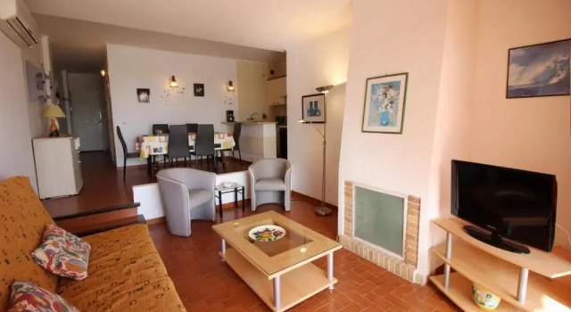 BASIC COMFORT Apartamento Gran Reserva Platja 0071, Забронировать Апартаменты/квартира Отели Alt Empordà с парковкой, Парковка