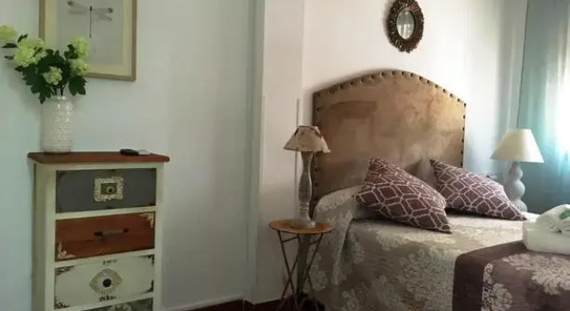 Hostal Rompeolas