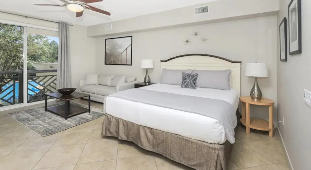Bahia 4215 - Second Floor - Studio - Sleeps 4, Varaa Hotelli Hotellit Emerald Coast uima-altaalla, Uima-allas